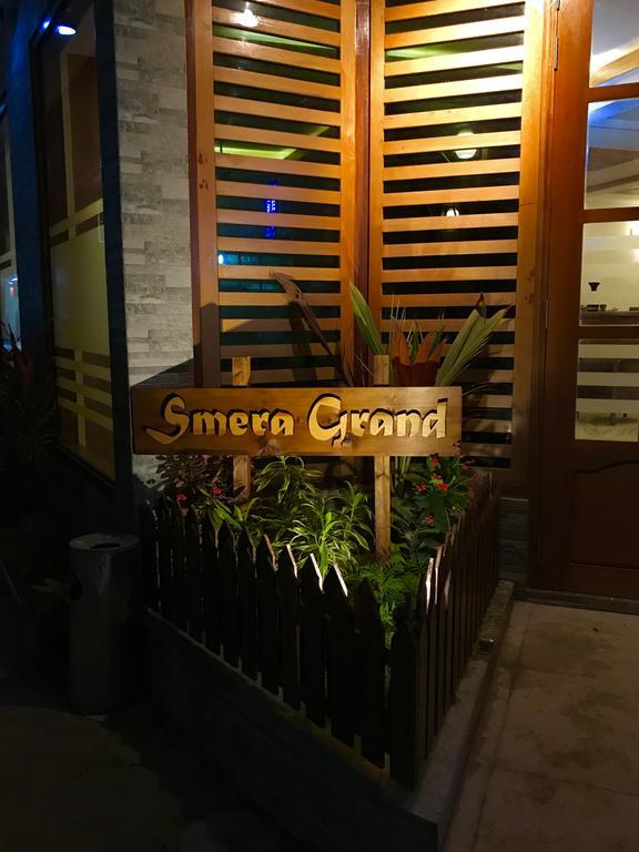 Smera Grand Maamigili Exteriör bild